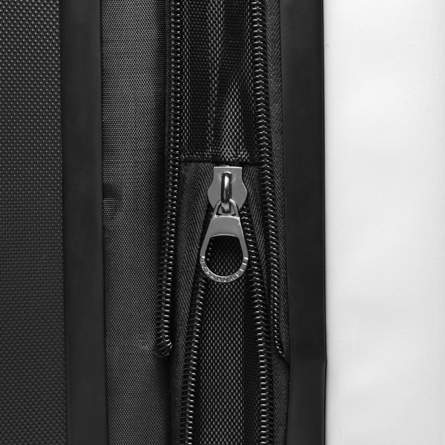 M'Aloha Earth green Suitcase