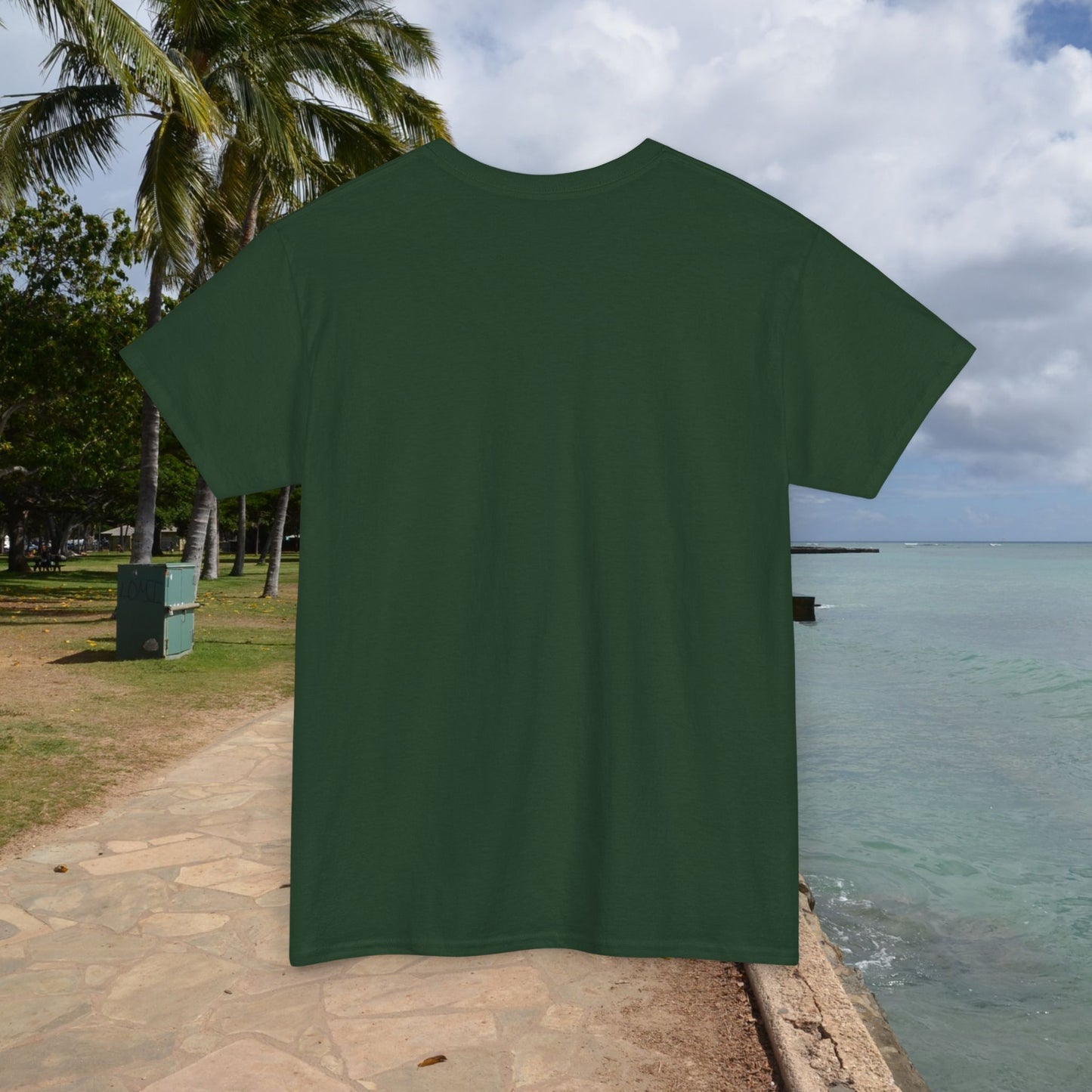 M'Aloha Earth - Shark Men's T-Shirt