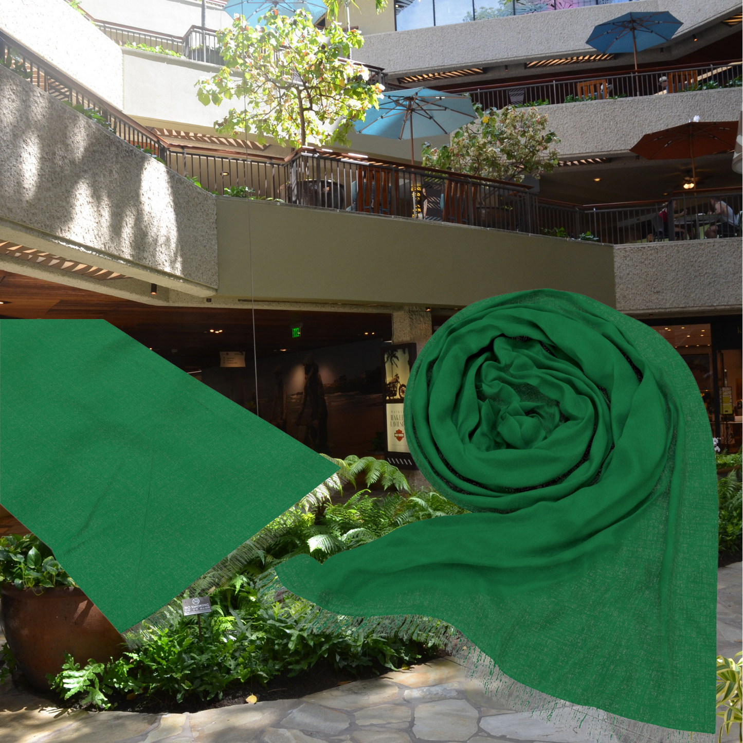 Light Scarf dark green